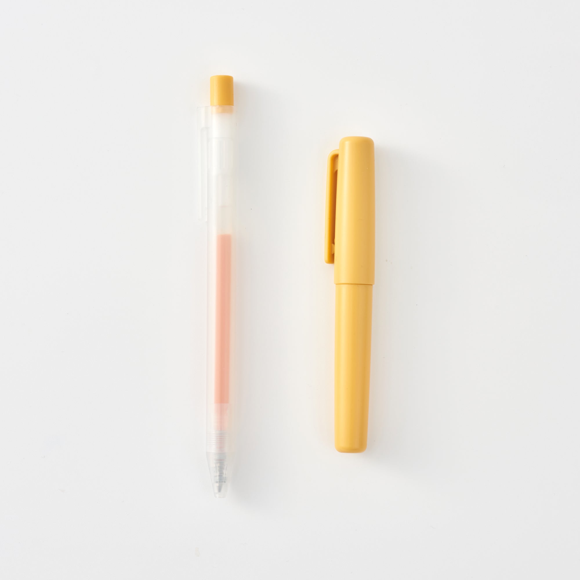 Compact Gel Ink Ballpoint Pen Cap Type 0.5 mm - Red - Image 5