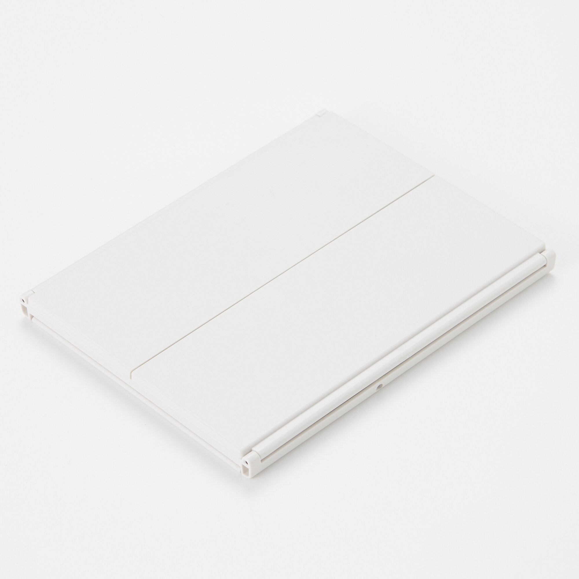 Styrene Tri-fold Mirror - Image 3