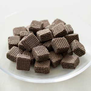 Small Cocoa Wafers with Vanilla Cream