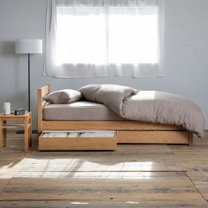 [HD] Wooden Bed