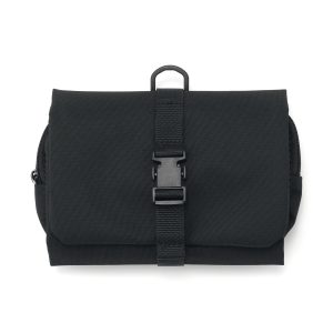 Hanging Case with Pouch