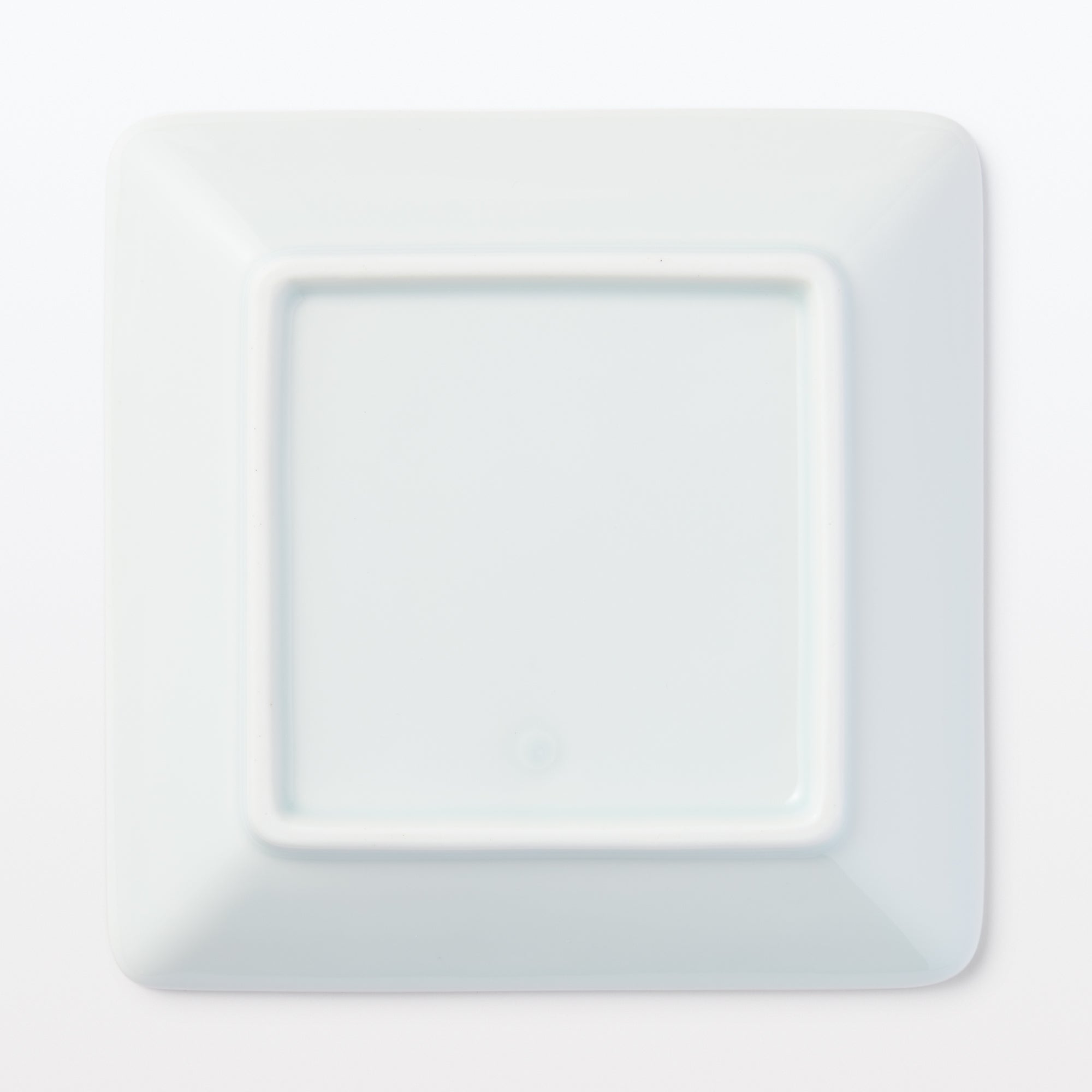 Hasami Ware Square Plate - Stripes Pattern - Image 4