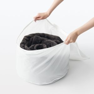 Densely Woven Fiber-Shielding Laundry Net for Large Items
