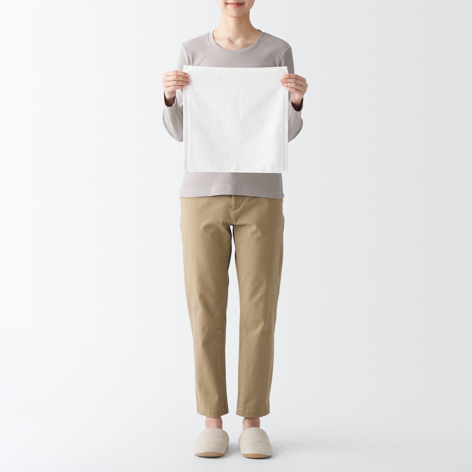 Twin Pile Patterned Hand Towel - Image 9