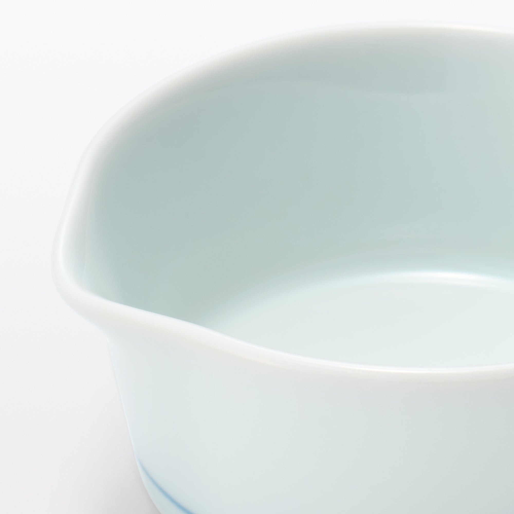 Hasami Ware Lipped Bowl - Stripe - Image 6