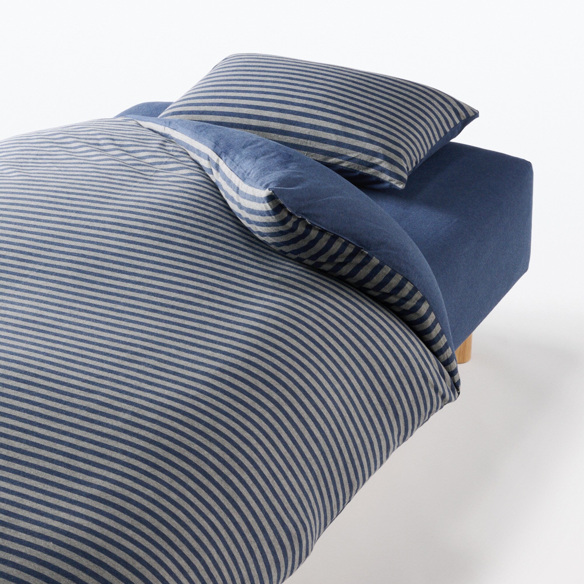 Cotton Jersey Fitted Sheet - Image 2