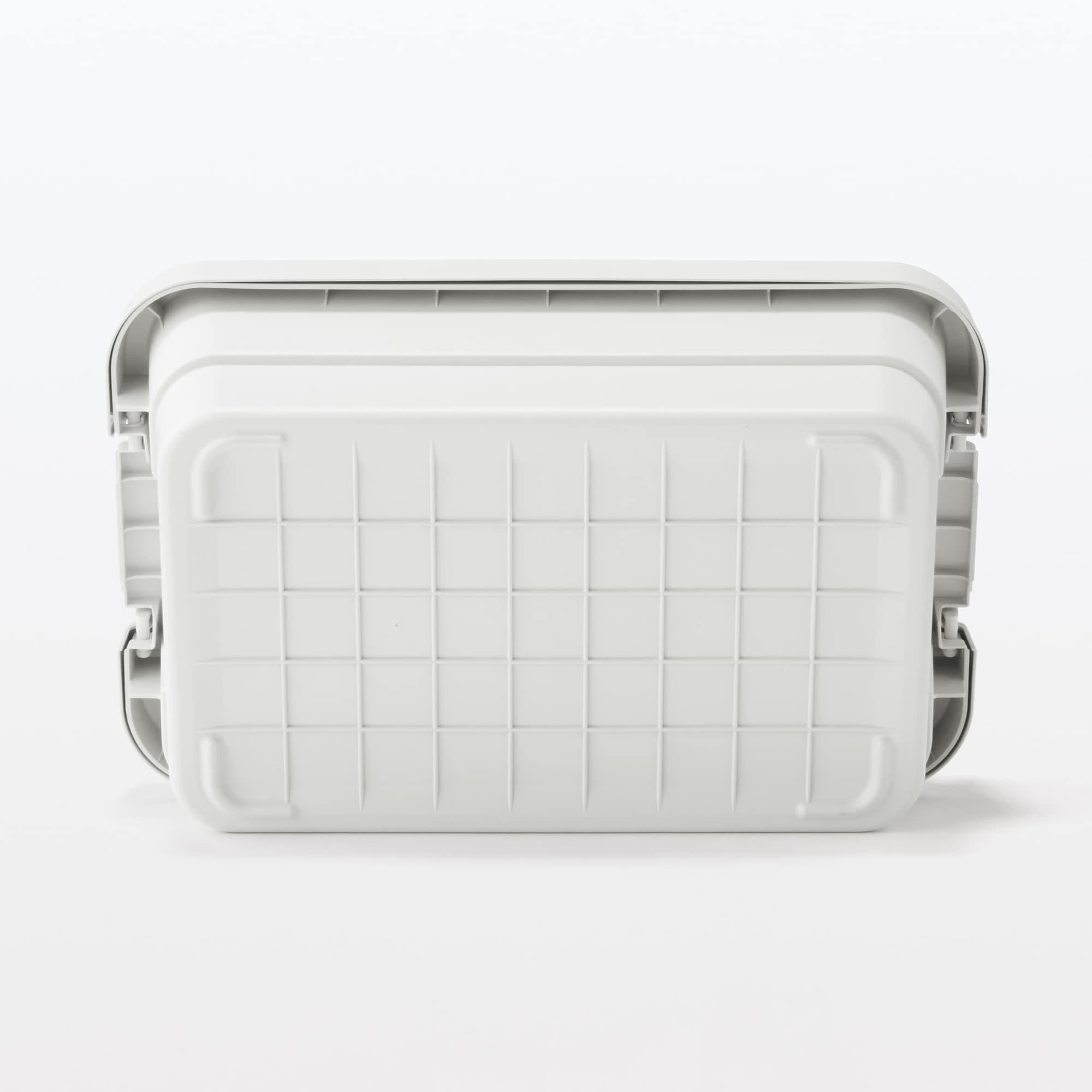 Heavy Duty Polypropylene Shallow Storage Box - Large (31.7 Qt) - Image 6