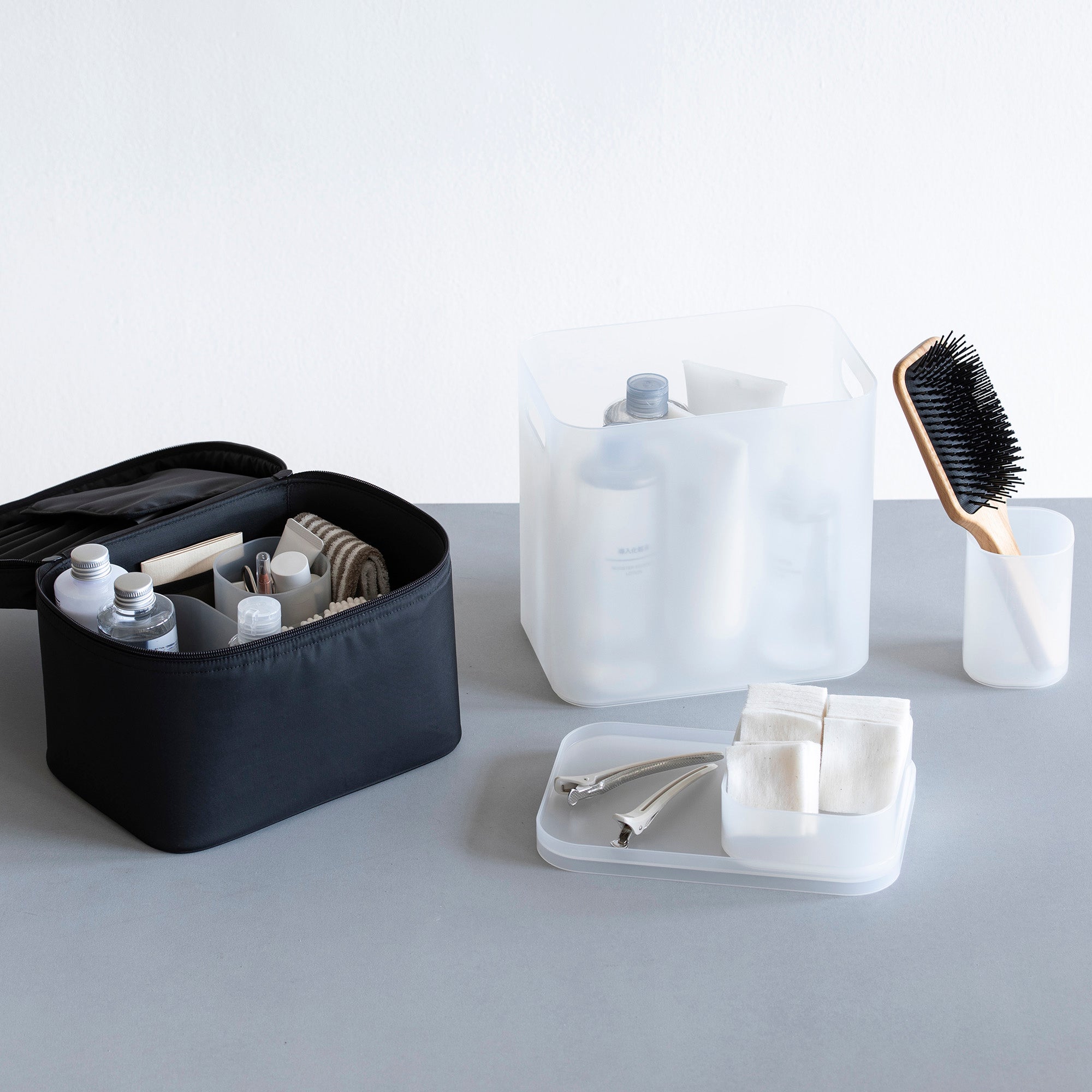 Recycled Polypropylene Makeup Brush and Pencil Stand - Image 6