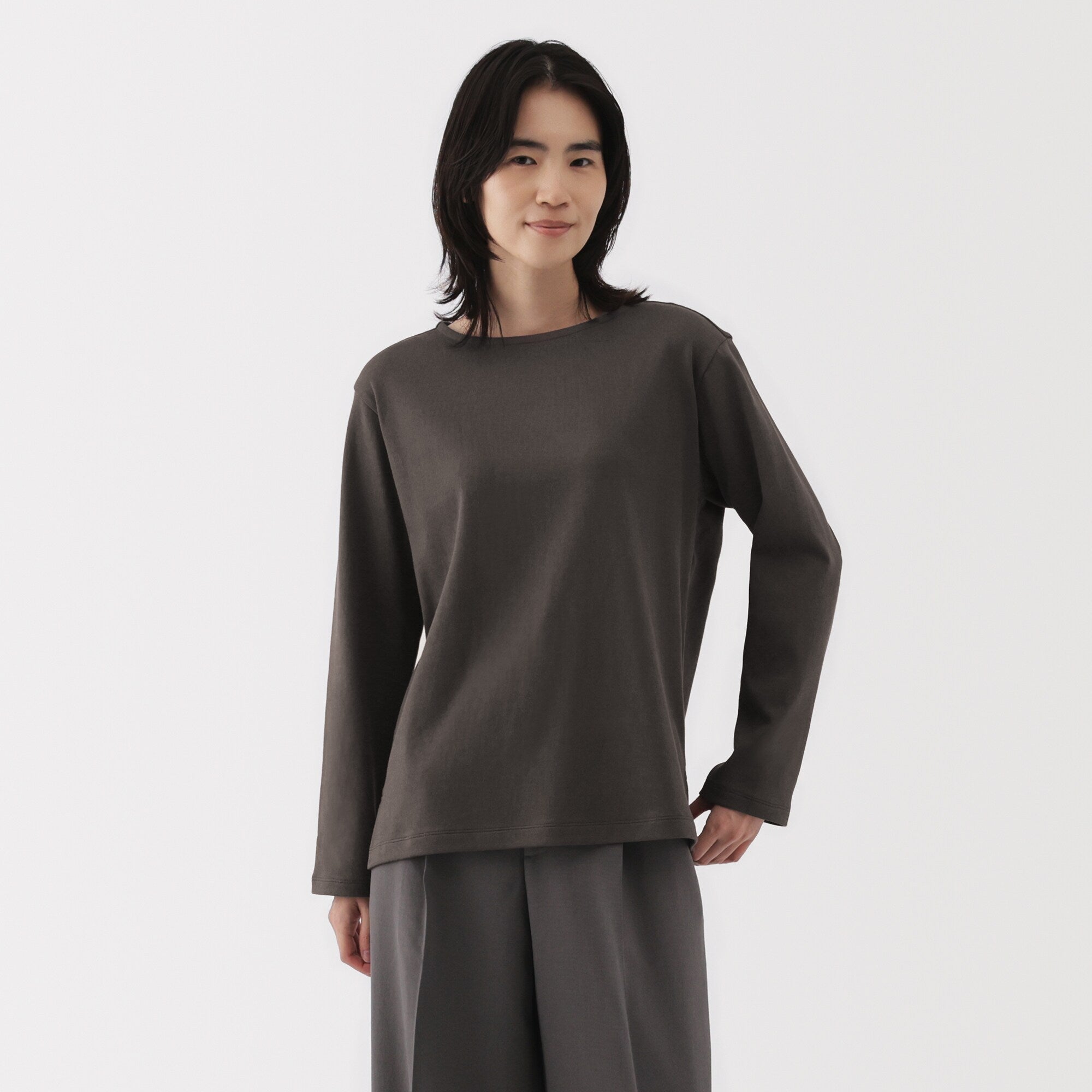 Heavyweight Cotton Boatneck T-Shirt - Image 11