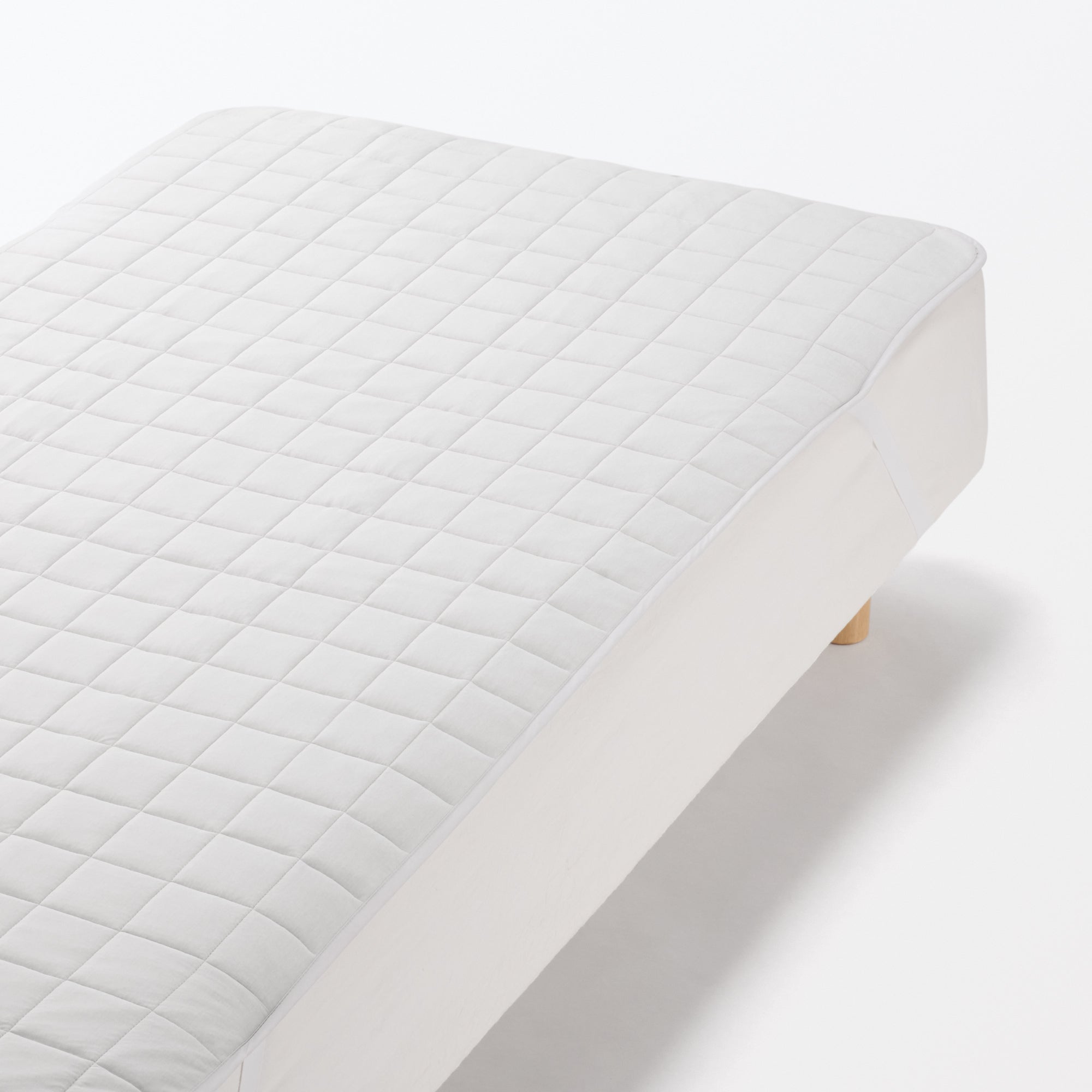 Cool Touch Quilted Pad - Double - Image 8