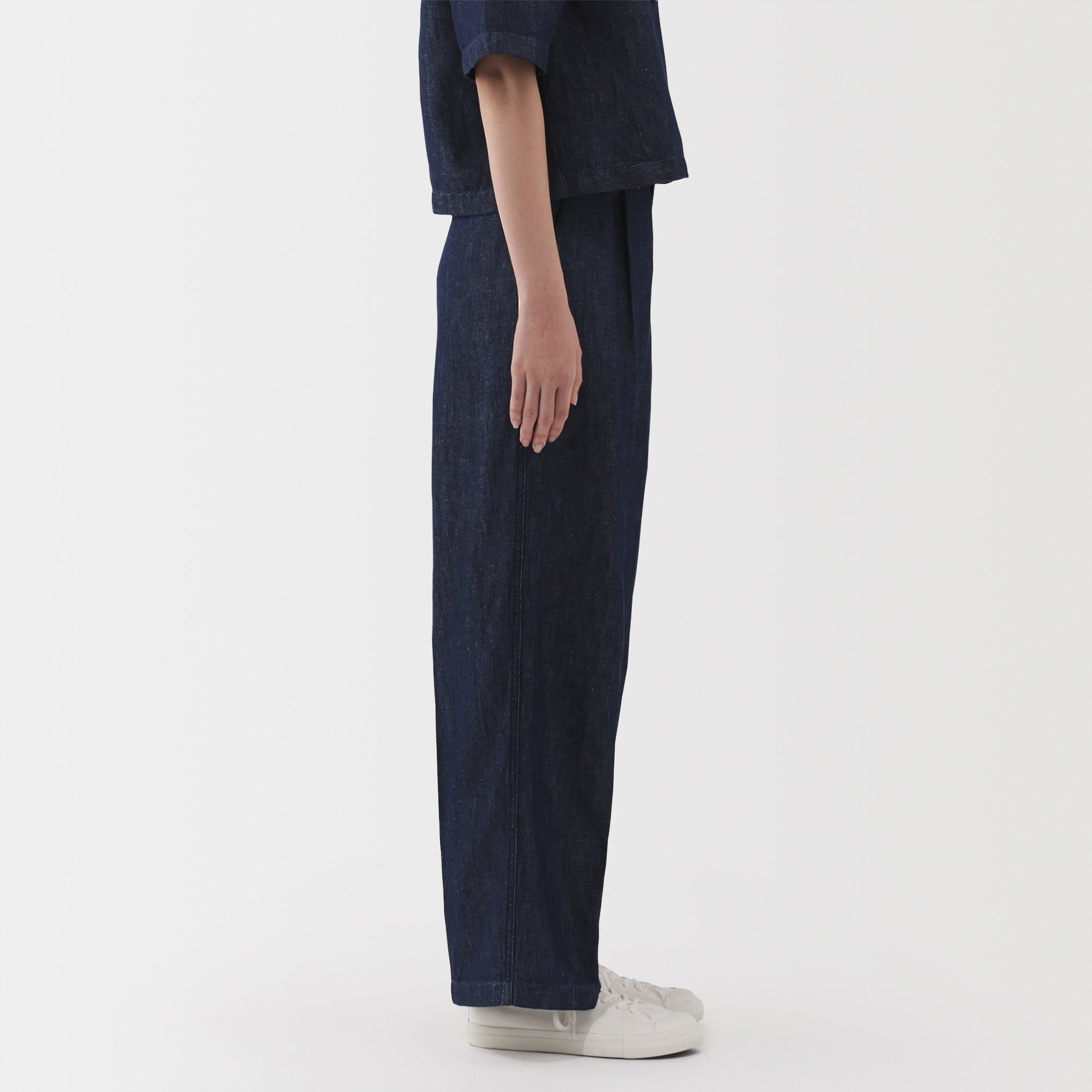 Women's Hemp Blend Denim Darted Wide Pants - Image 5