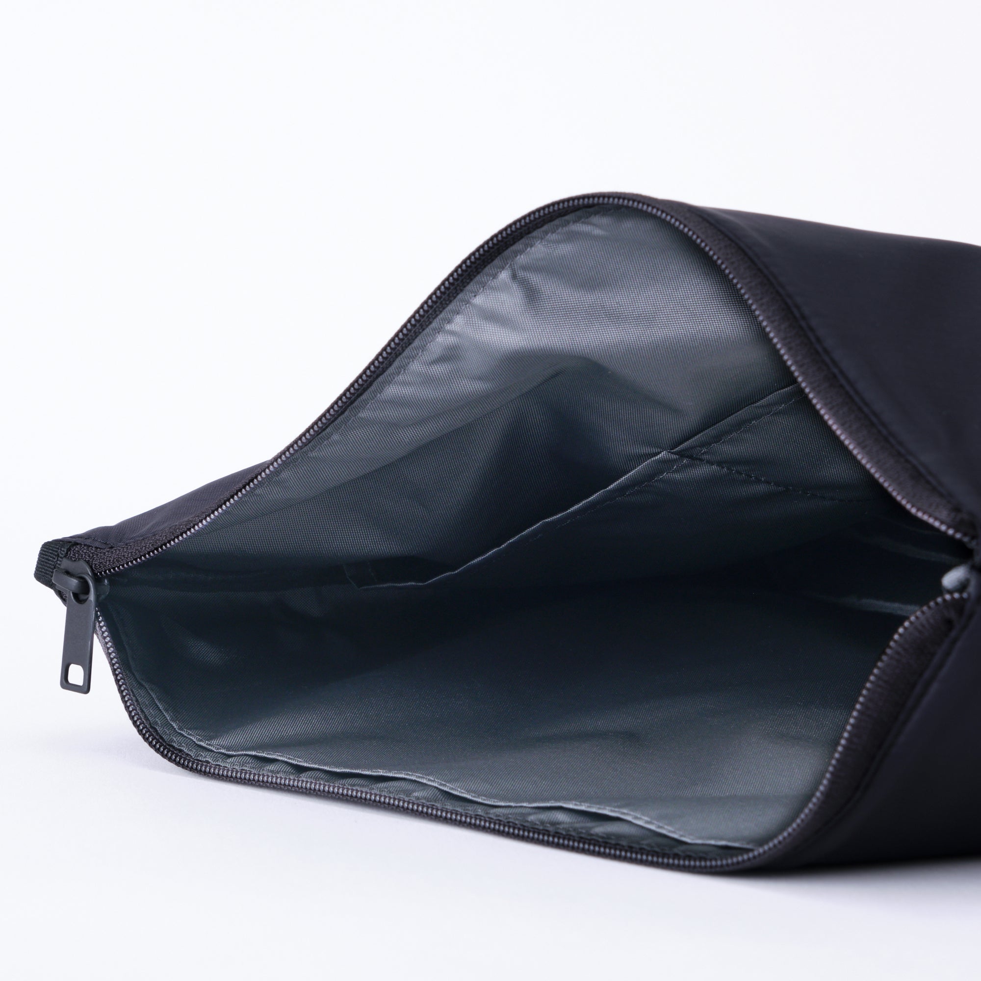 Parachute Cloth Large Bag Organizer - Black - Image 2
