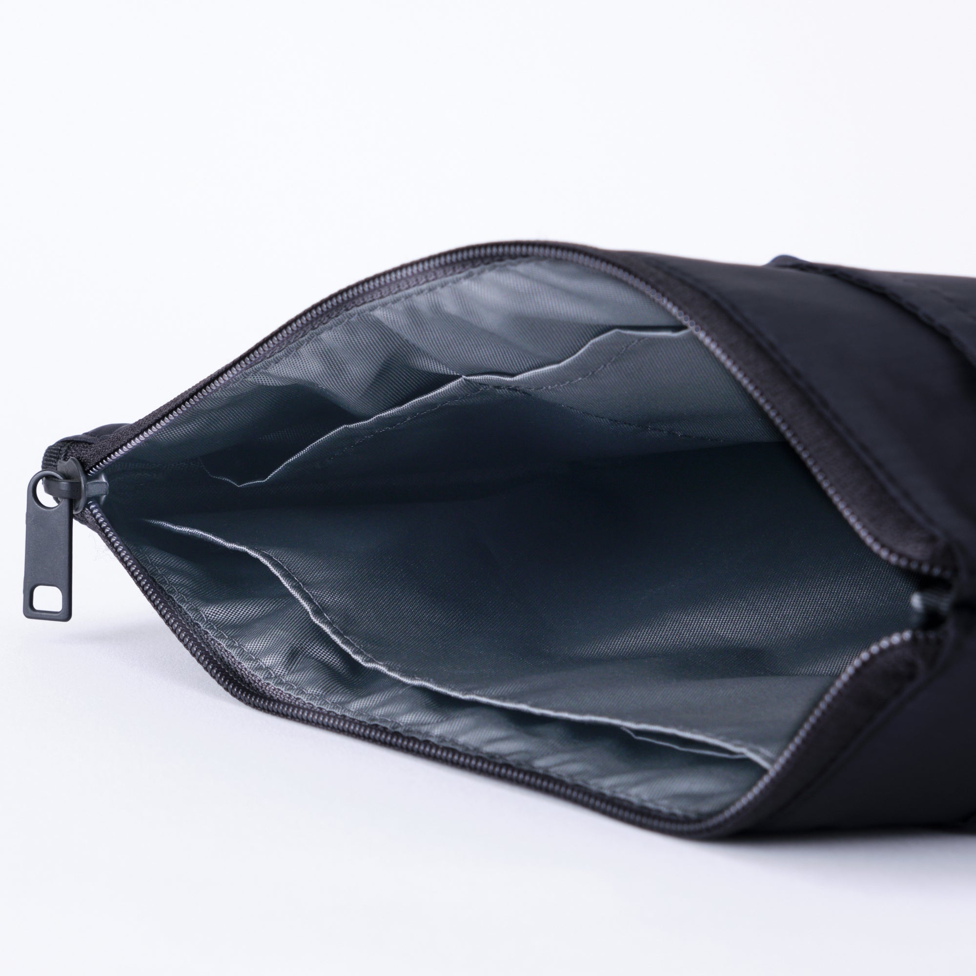 Parachute Cloth Small Bag Organizer - Black - Image 2