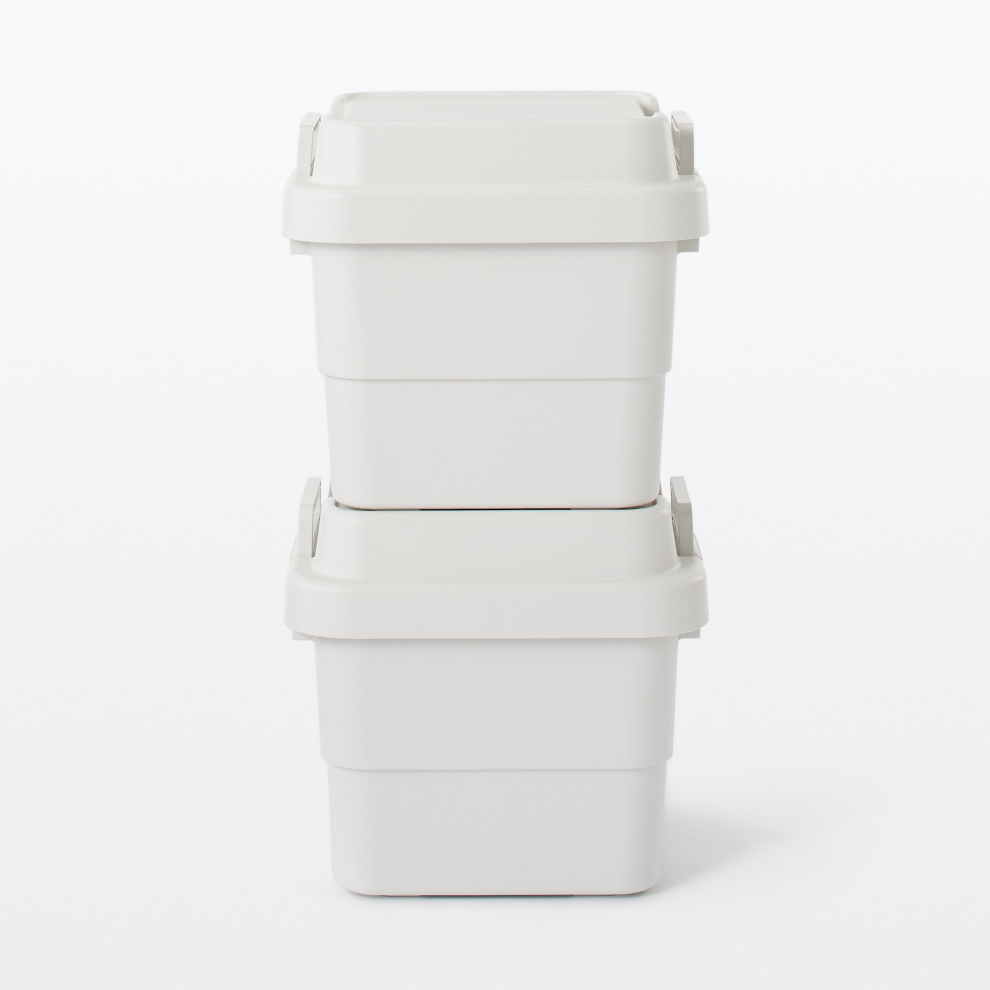 Heavy Duty Polypropylene Storage Box - Small 31.7 Qt - Image 7